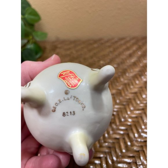 Vintage Geo Z Lefton Egg Cup Vase Handpainted Girl Flowers Spring Easter - Picture 12 of 14